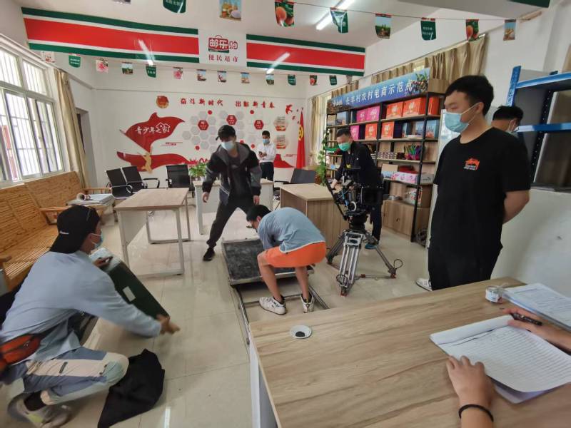 追星女孩心理学分析报告：泉港区广告片拍摄公司揭秘饭圈应援式传播逻辑